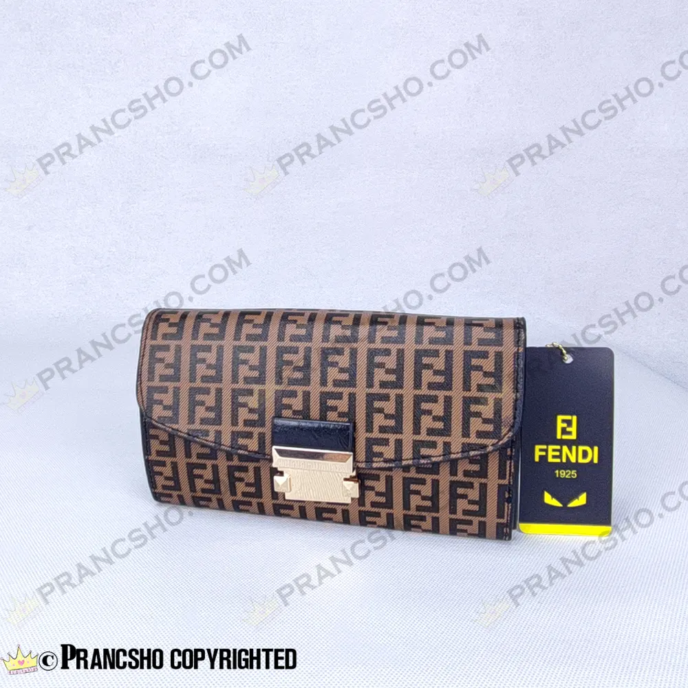 کیف پول پاسپورتی فندی رنگ قهوه‌ای