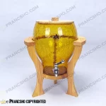 کلمن شیشه ای پایه چوبی دسته دار طرح کاچار شیشه الماسی شامپاینی طلایی