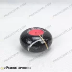 جاوارمر و شمعدان سنگی مدل گوی سنگ مشکی خط سفید