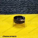 شکلات خوری متوسط سنگی پایه میخی نقره‌ای سنگ مشکی خط سفید