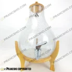 کلمن شیشه ای طرح ایکیا (گلابی) پایه چوبی بلند شیشه ساده الماسی (تَرَک دار)